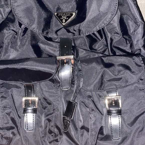 Prada Re-Nylon Medium Backpack - Picture 5 of 7